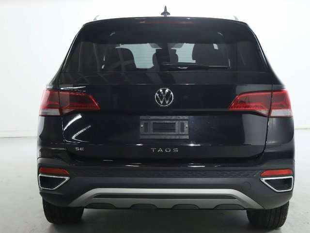 Used 2024 Volkswagen Taos SE image 43
