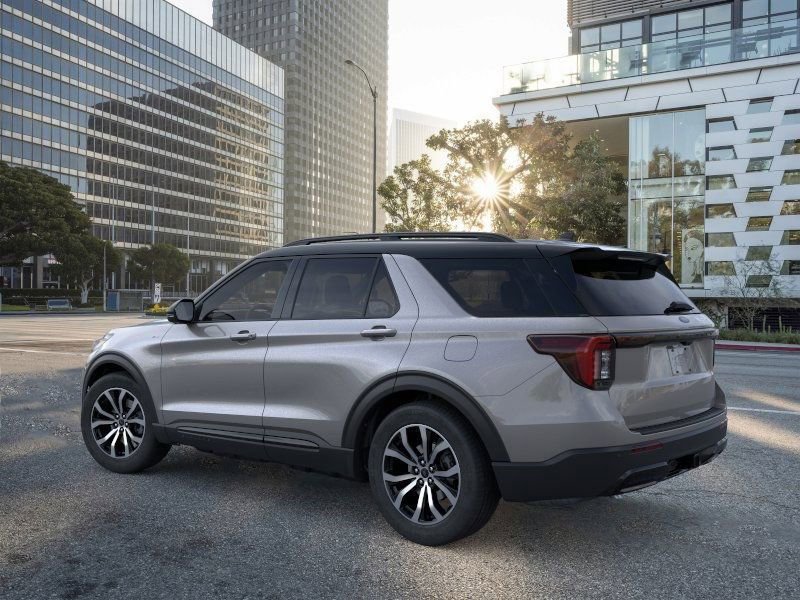 New 2025 Ford Explorer ST-Line w/ Premium Package RWD image 5