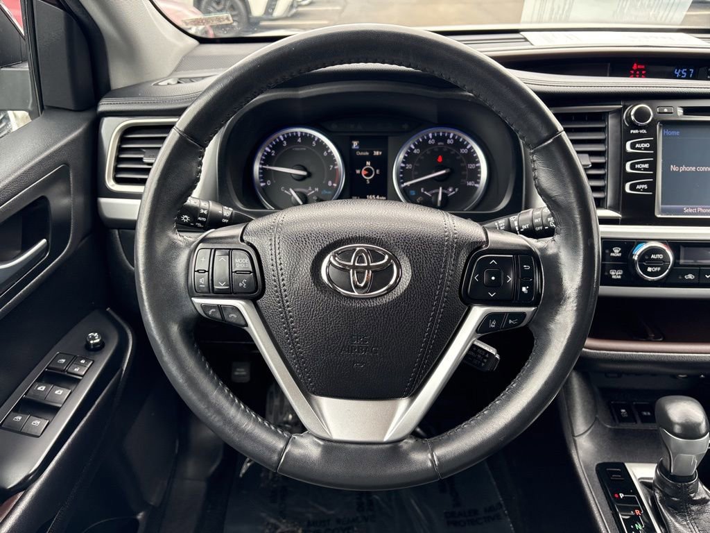Used 2019 Toyota Highlander XLE image 15