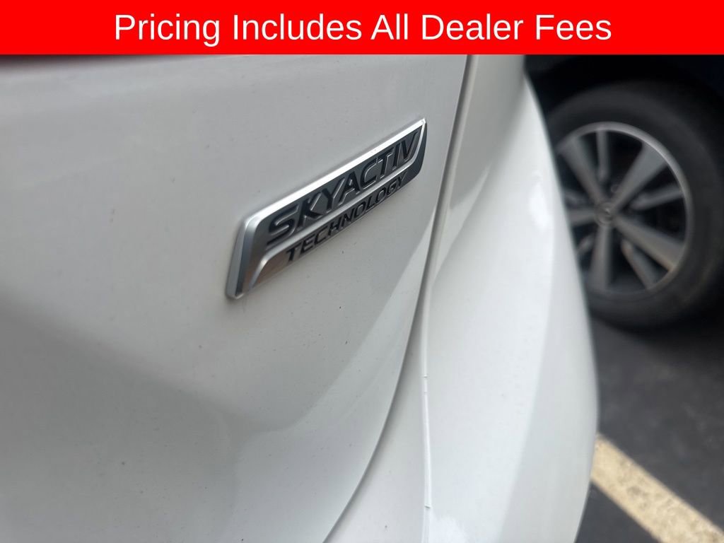 Used 2018 MAZDA MAZDA3 Touring FWD image 11