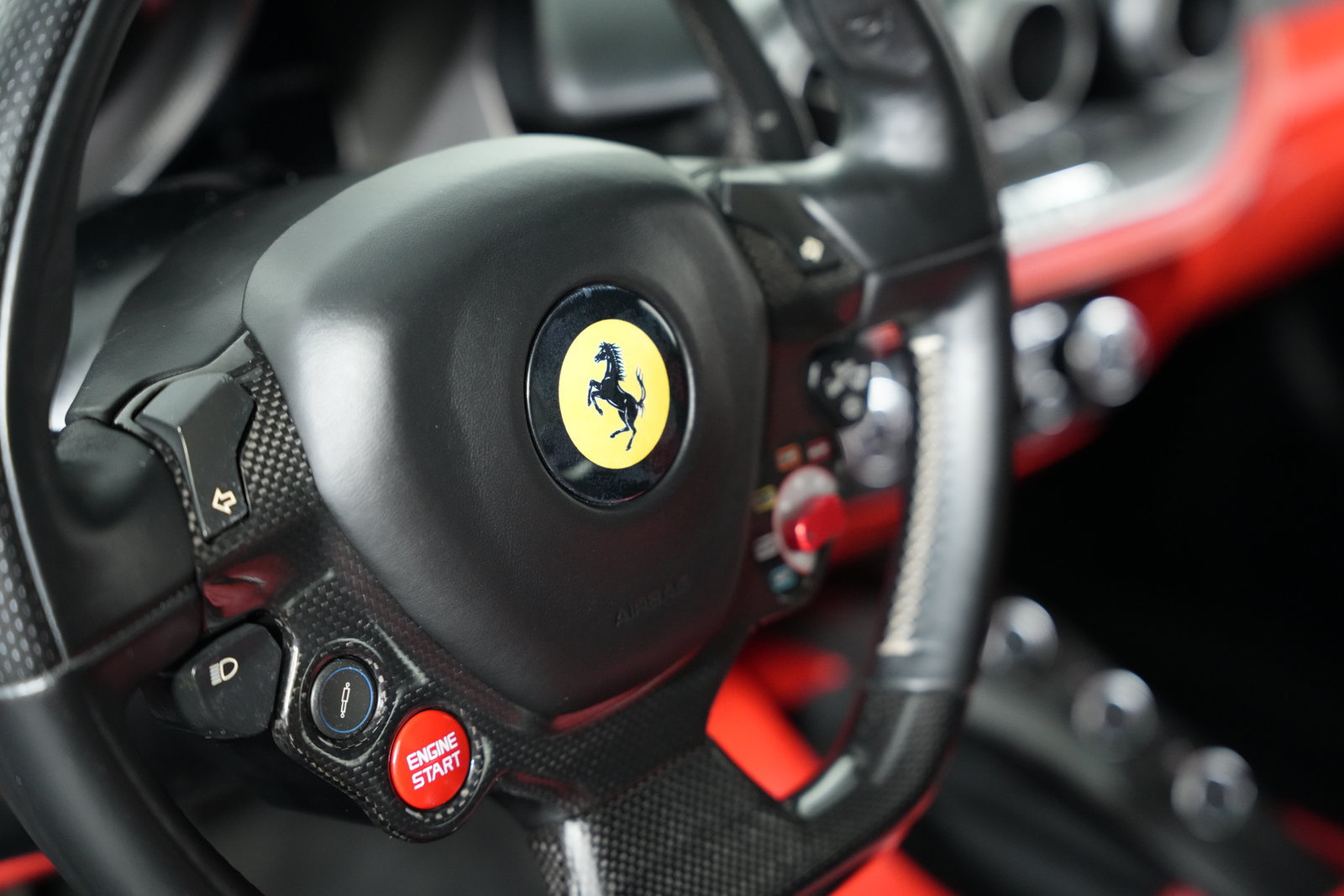 Used 2014 Ferrari F12 Berlinetta RWD image 22