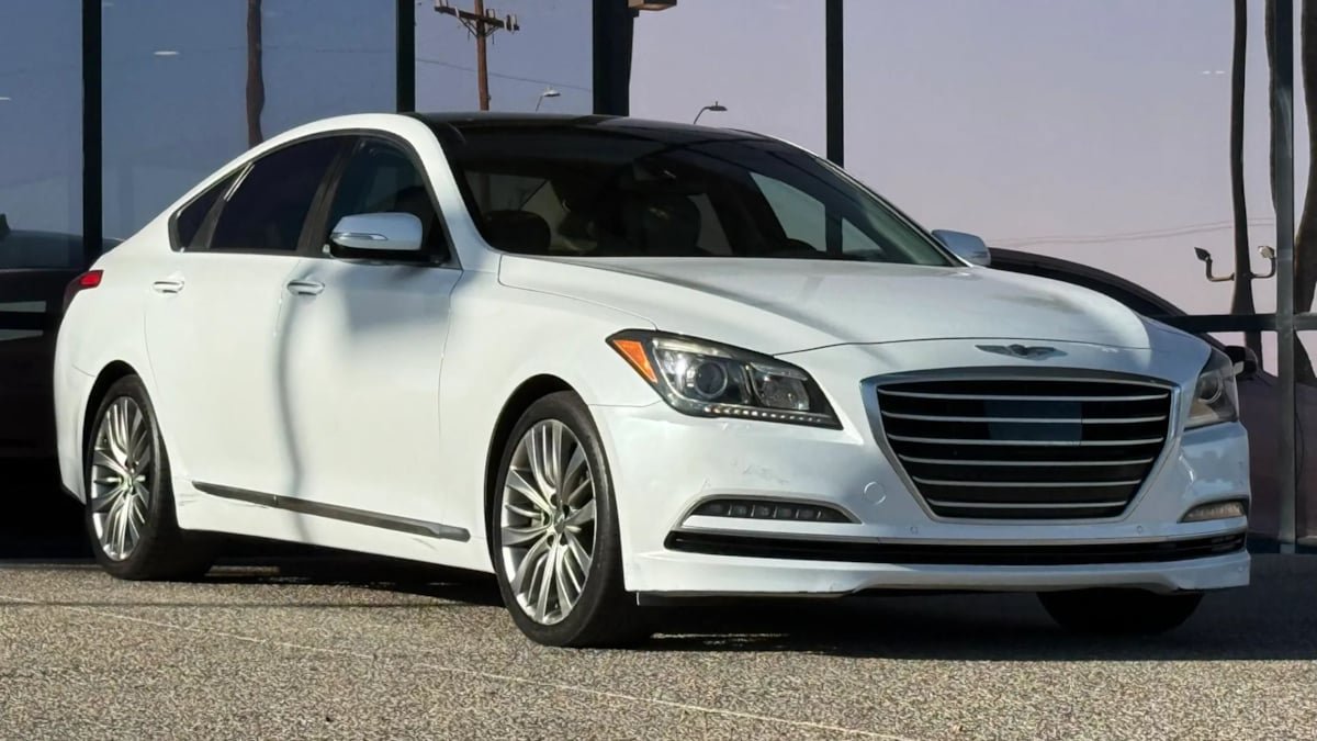 Used 2017 Genesis G80 5.0 Ultimate RWD image 17