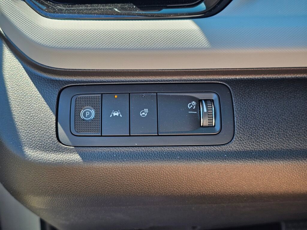 New 2027 Chevrolet Bolt LT w/ Comfort Package FWD image 32