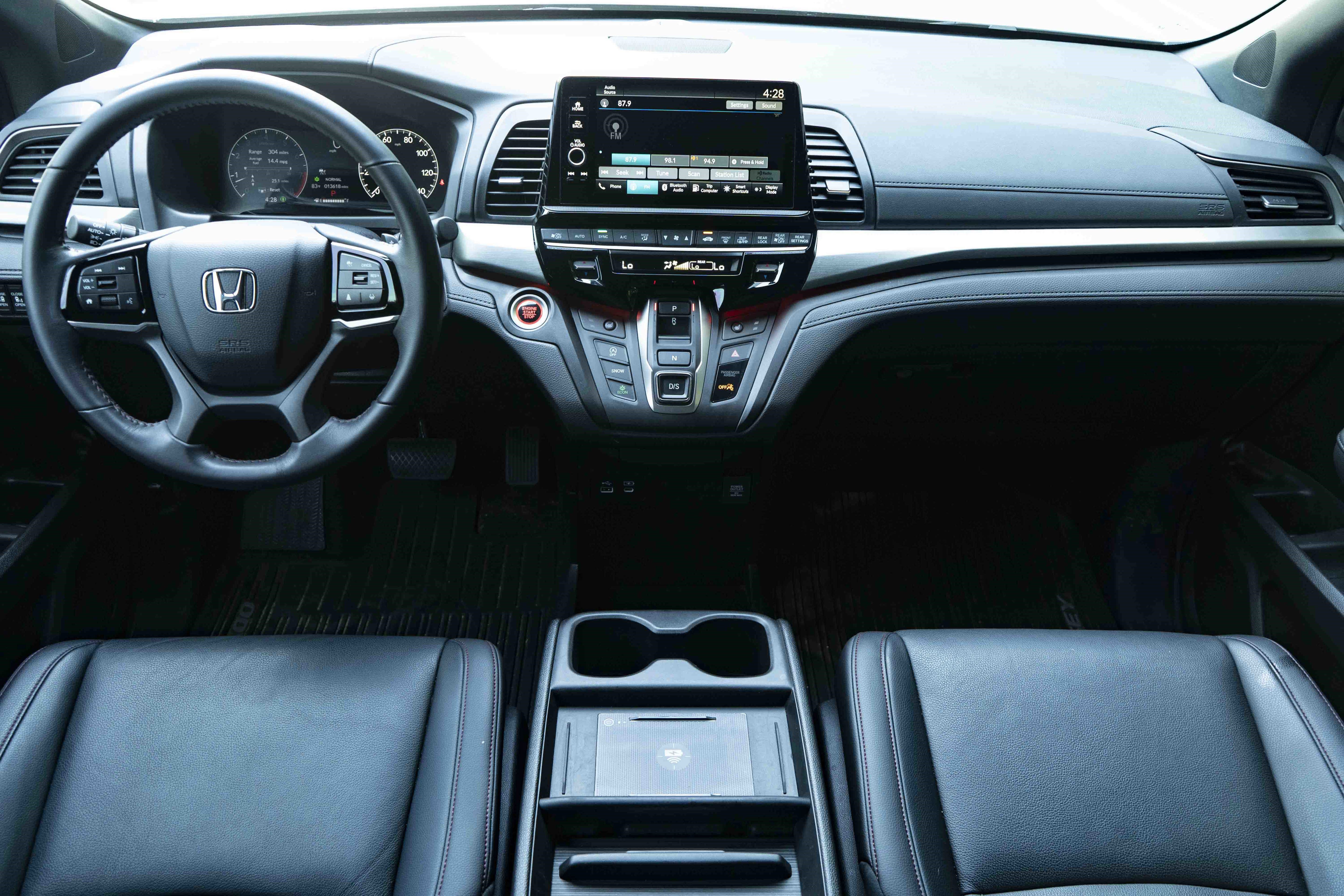 Used 2025 Honda Odyssey Sport-L image 27