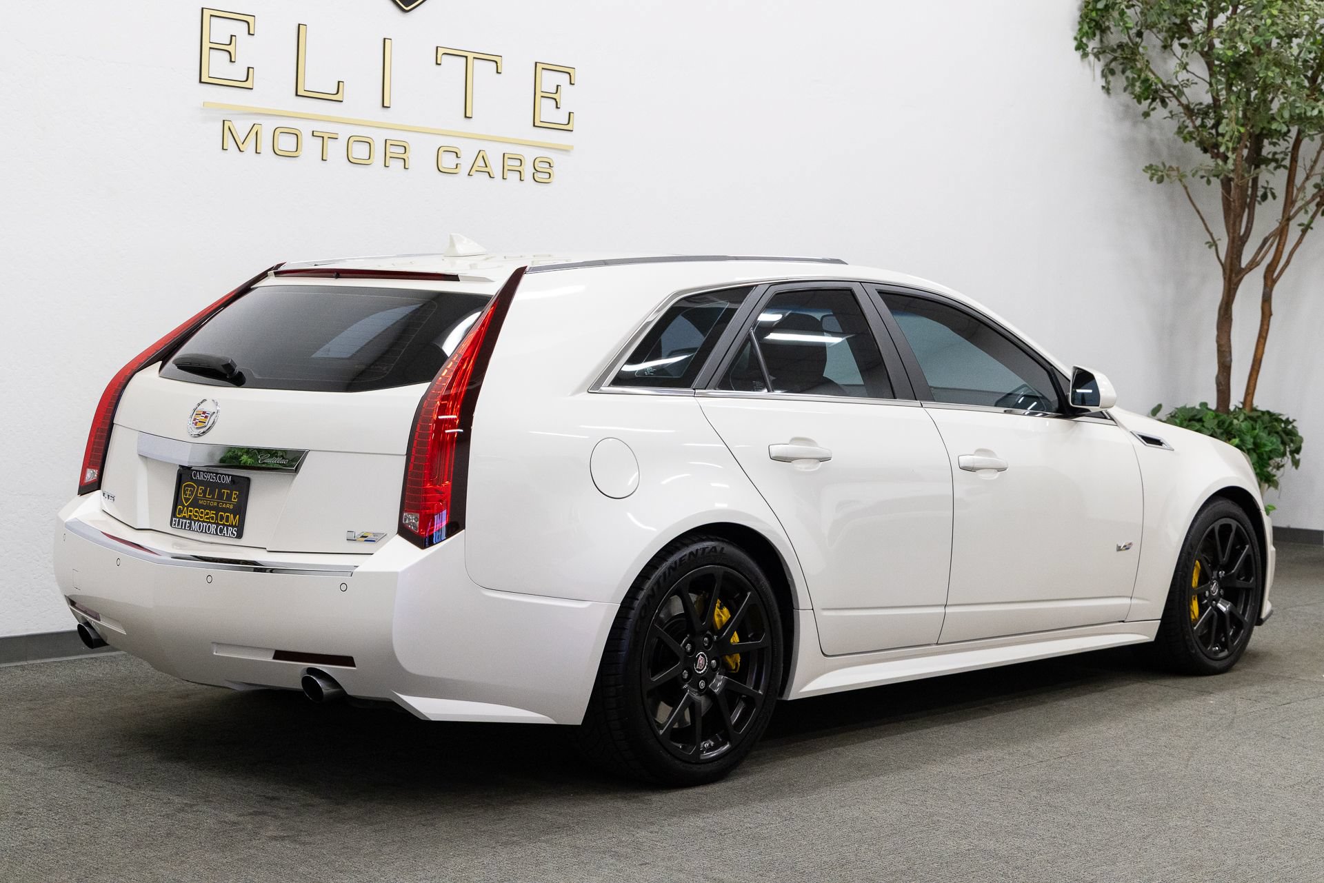 Used 2012 Cadillac CTS V w/ Wood Trim Package RWD image 11