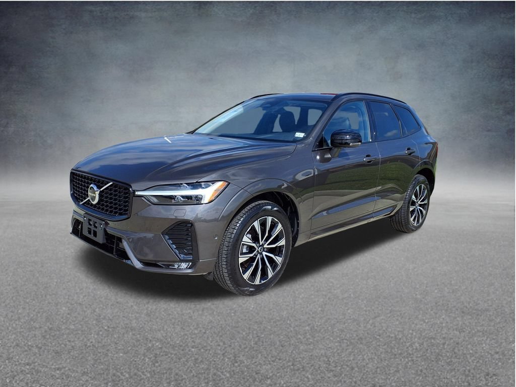 Certified 2025 Volvo XC60 B5 Plus AWD/4WD image 4