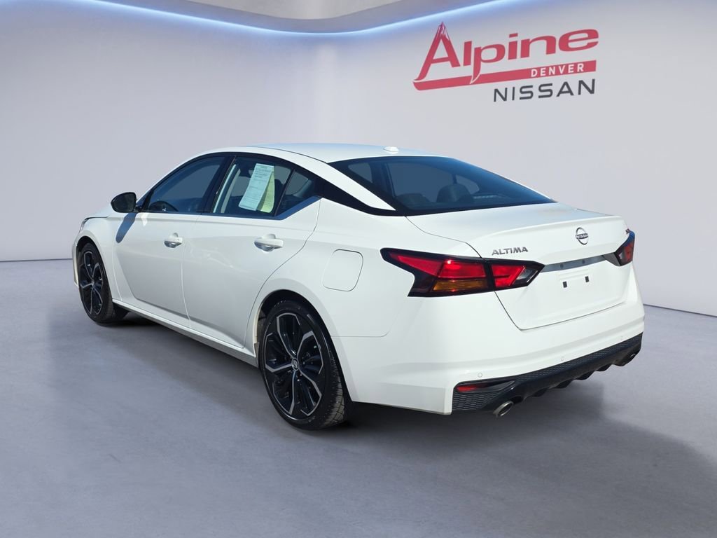 Used 2024 Nissan Altima 2.5 SR image 3