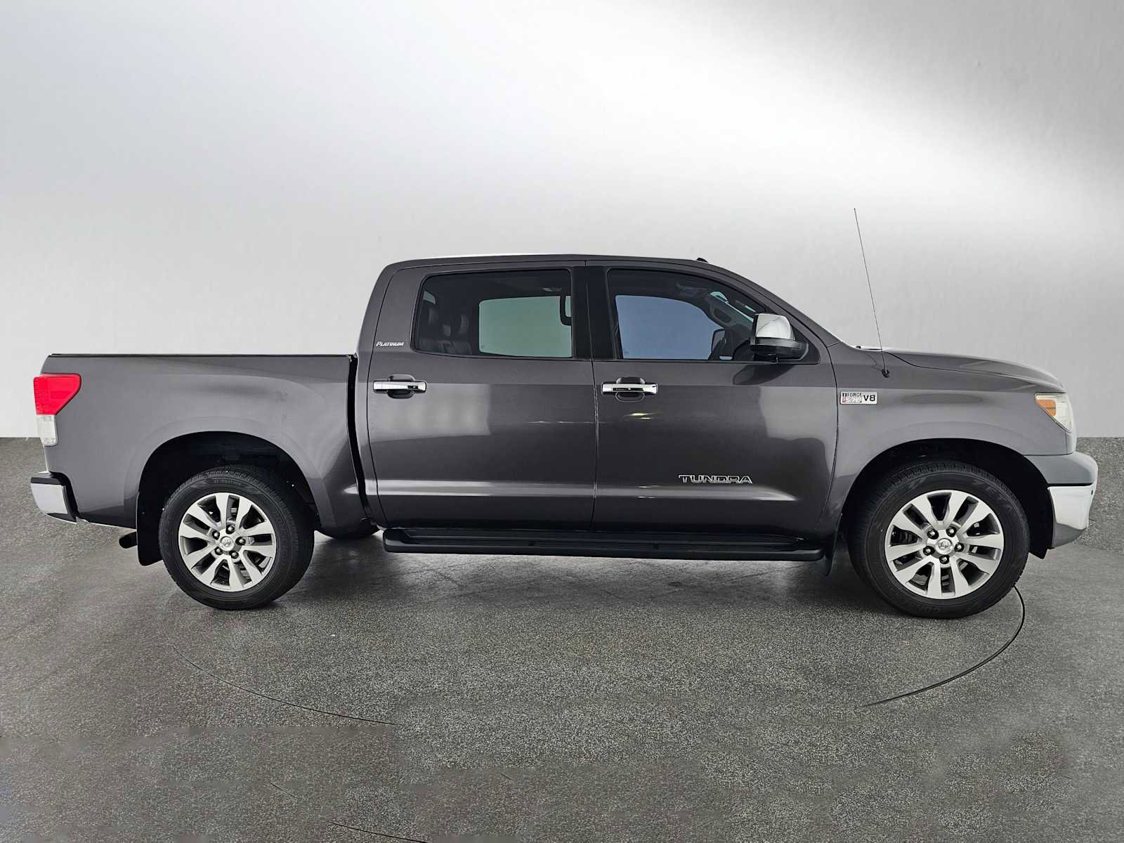 Used 2011 Toyota Tundra Limited w/ Platinum Pkg image 2