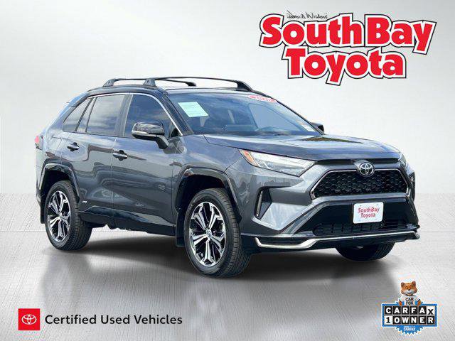 Certified 2025 Toyota RAV4 XSE w/ Weather Package AWD/4WD image 1