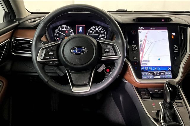 Used 2022 Subaru Outback Touring image 5