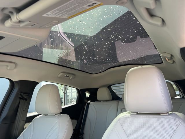 Used 2024 Ford Mustang Mach-E Premium AWD/4WD image 24