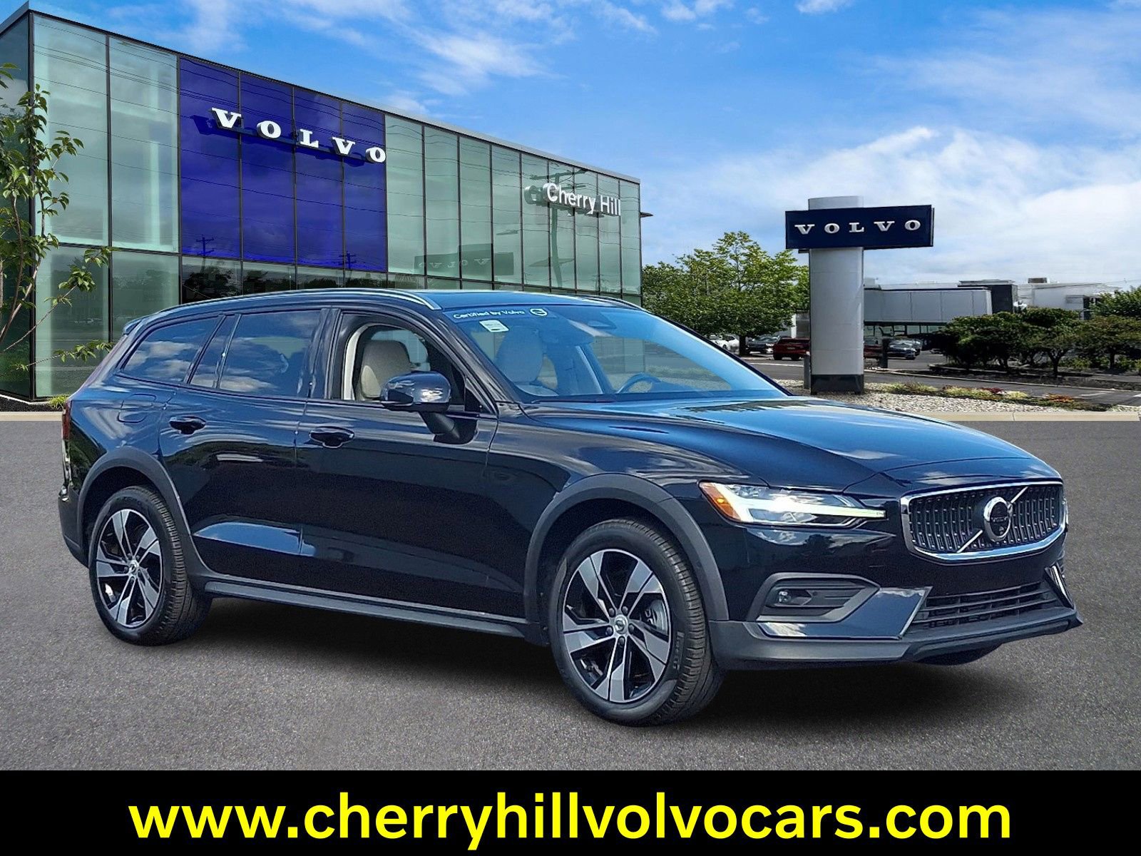 Certified 2024 Volvo V60 B5 Cross Country Plus