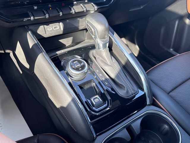 Used 2024 GMC Canyon AT4 w/ AT4 Premium Package AWD/4WD image 19