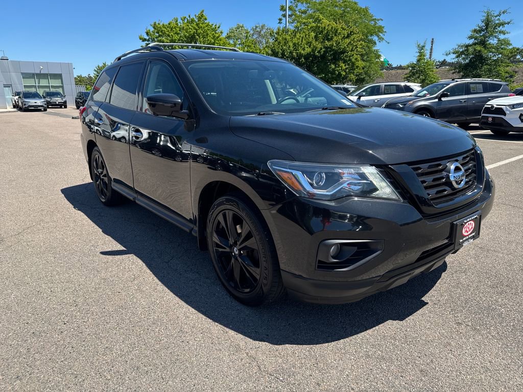 Used 2018 Nissan Pathfinder SL w/ Midnight Edition Package AWD/4WD image 12