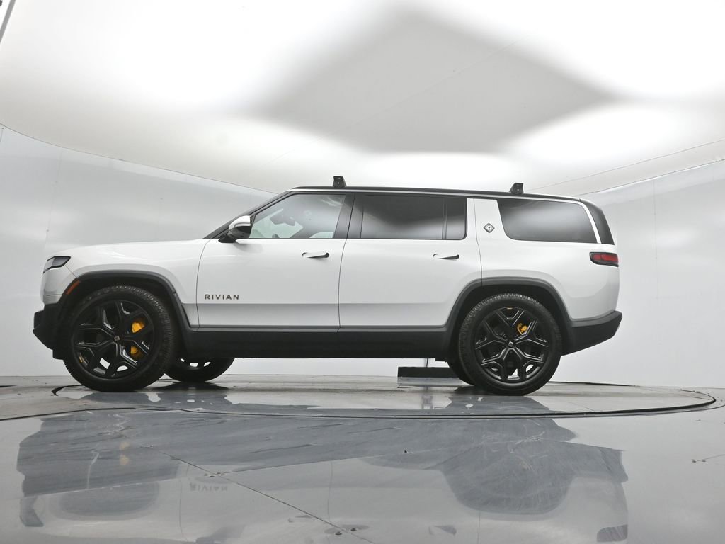 Used 2024 Rivian R1S Adventure AWD/4WD image 7