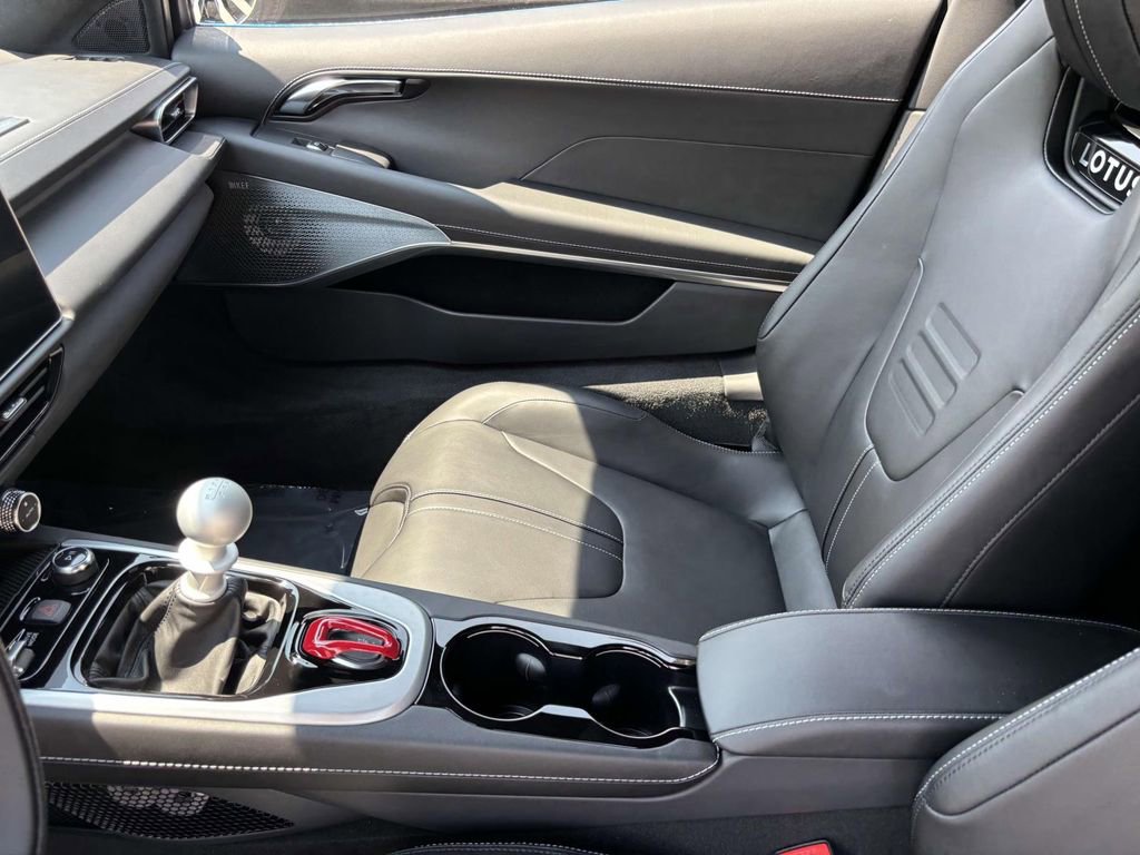 New 2025 Lotus Emira image 40