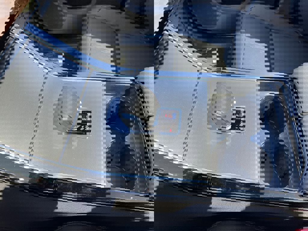 New 2026 Land Rover Range Rover Velar S image 20