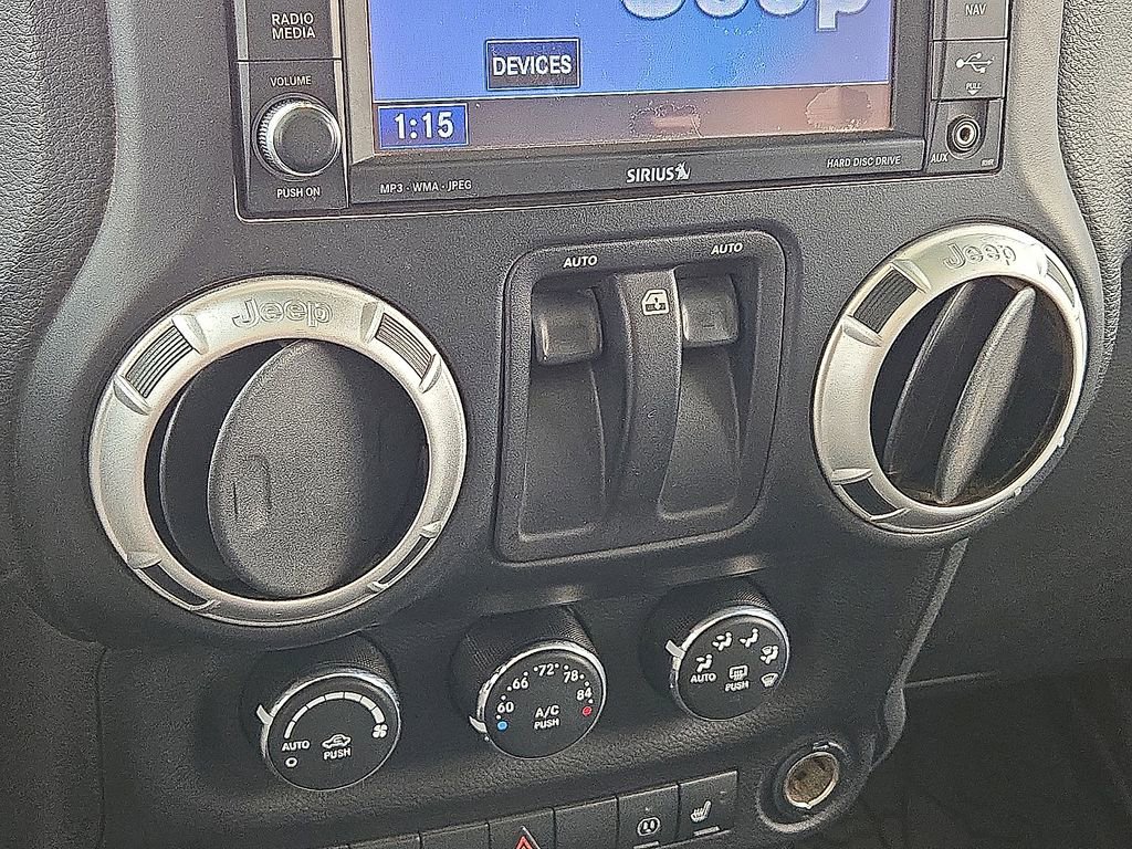 Used 2015 Jeep Wrangler Rubicon image 27