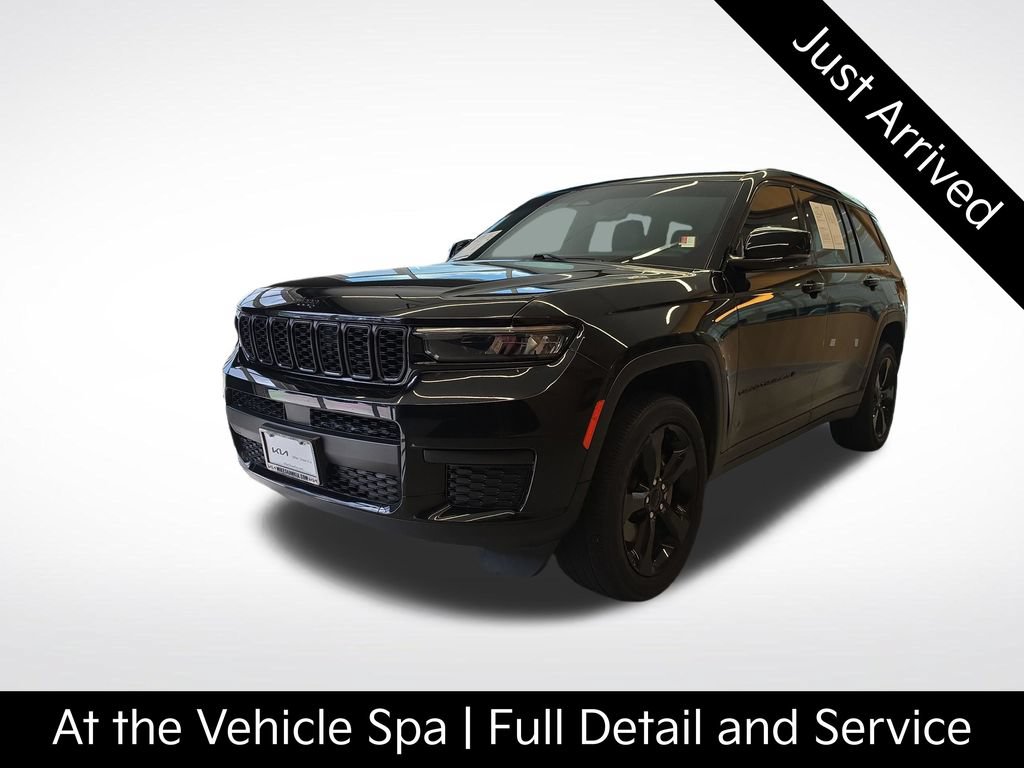 Used 2023 Jeep Grand Cherokee L Laredo