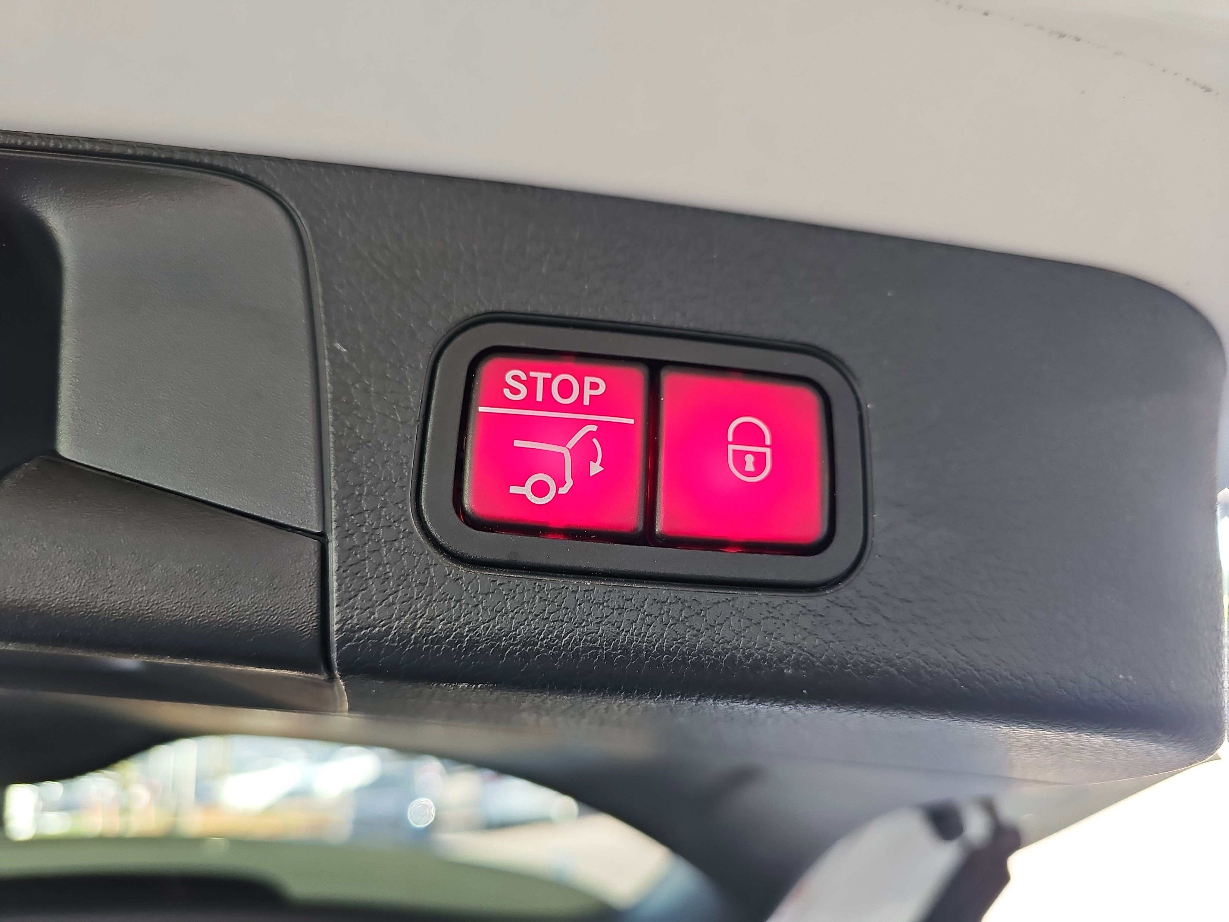 Used 2022 Mercedes-Benz GLB 250 image 15