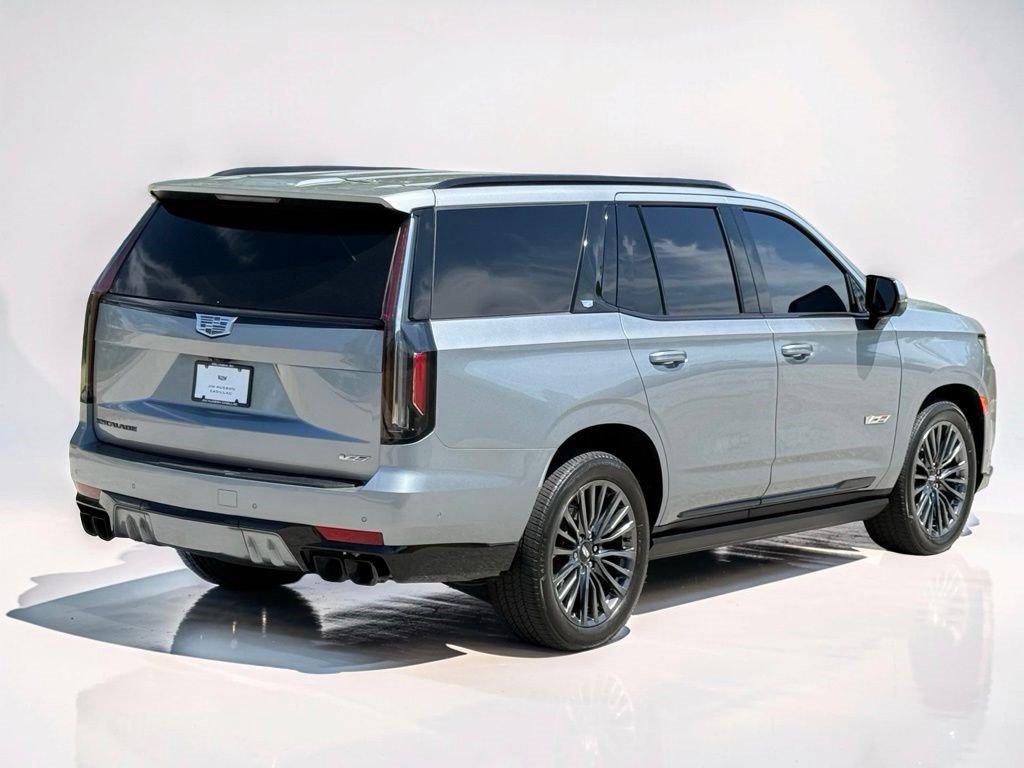 Certified 2024 Cadillac Escalade V w/ LPO, ONYX Package image 15