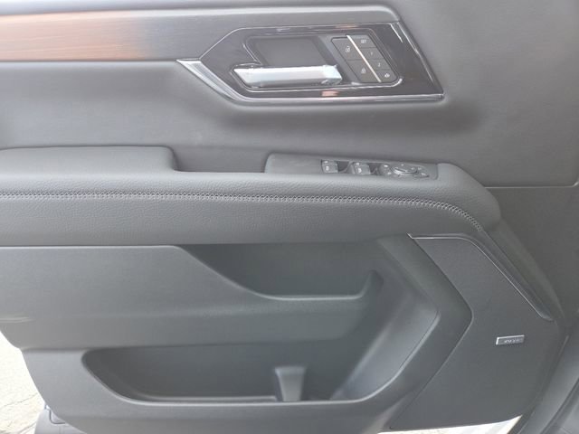 New 2026 GMC Yukon XL Denali w/ Denali Reserve Package image 38