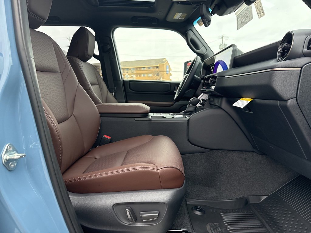 New 2026 Toyota Land Cruiser image 5