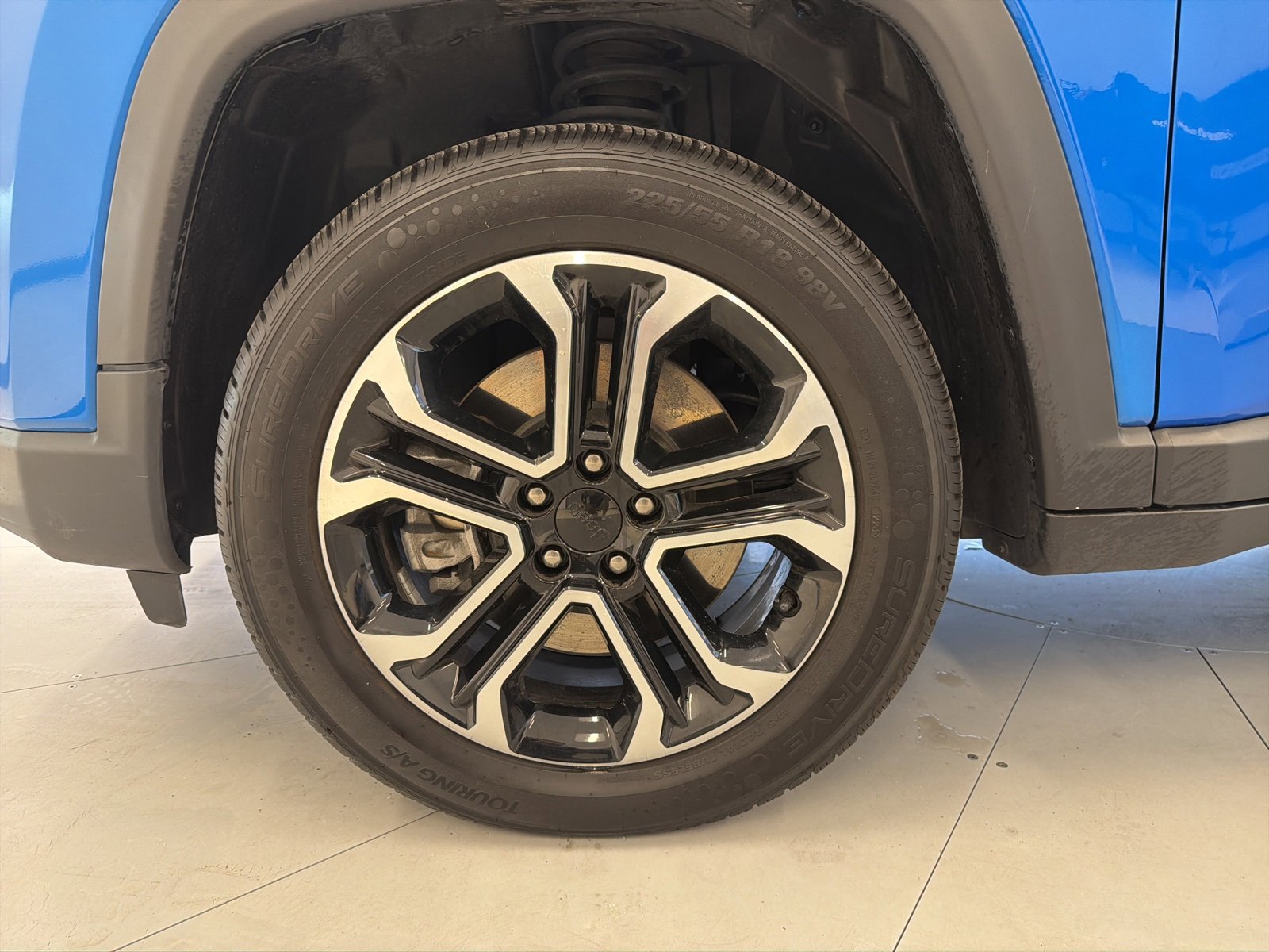 Used 2024 Jeep Compass Limited image 47