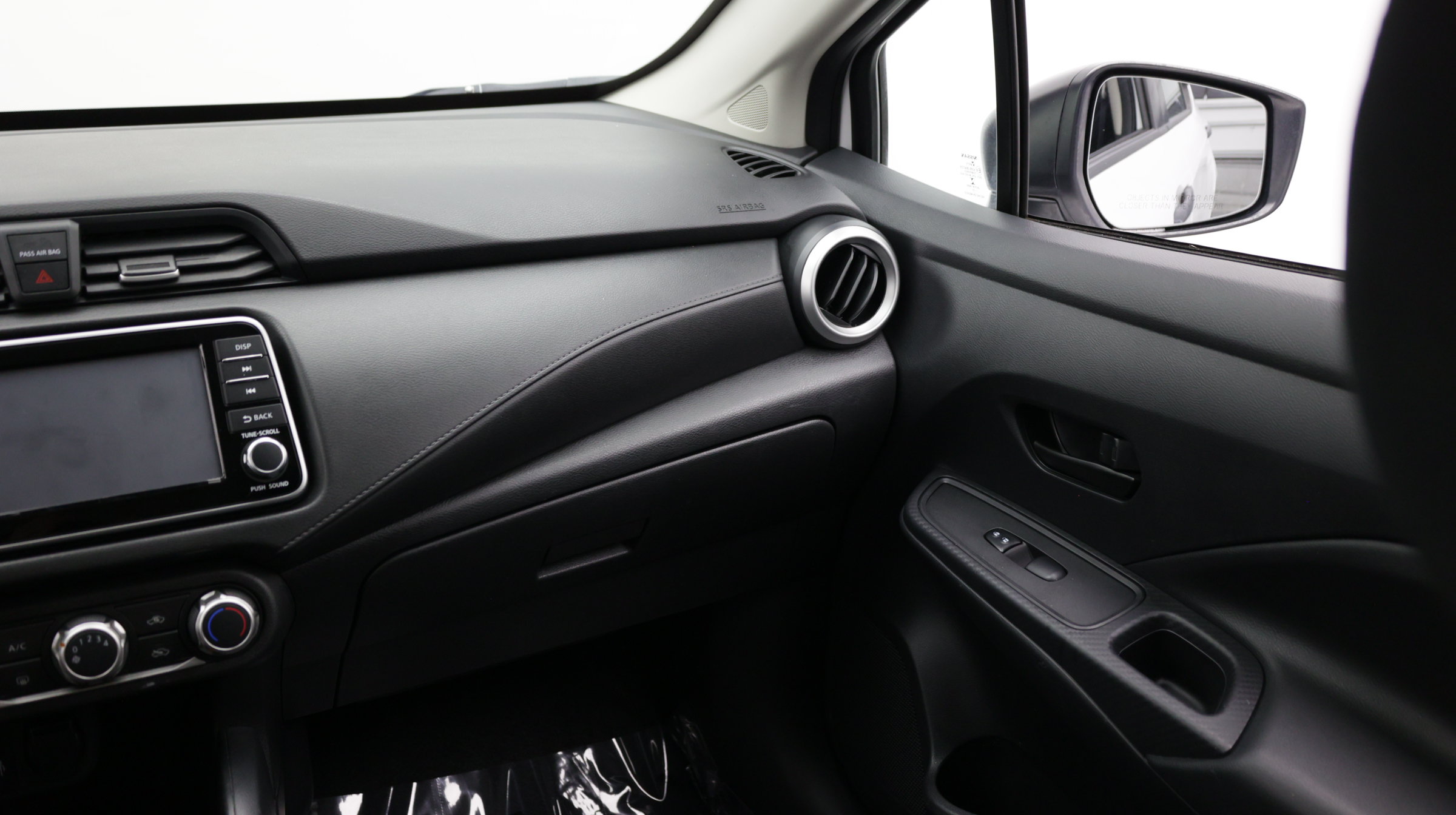 Used 2020 Nissan Versa S FWD image 30