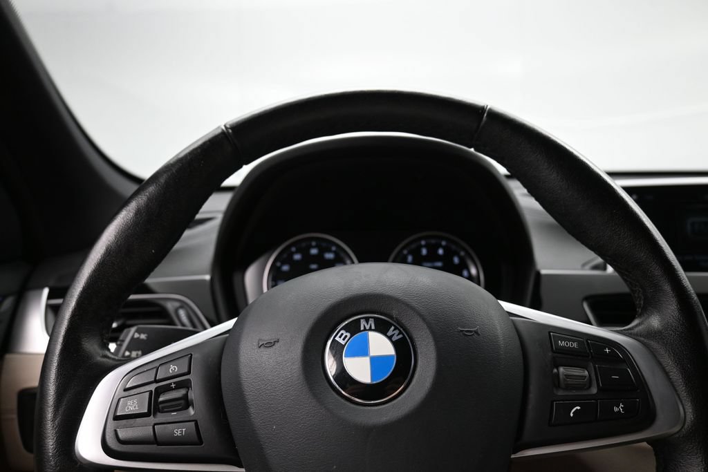 Used 2021 BMW X1 xDrive28i AWD/4WD image 13