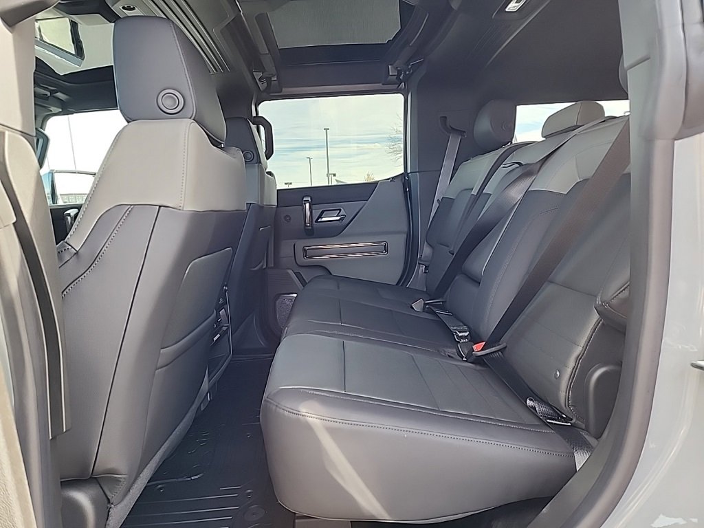 New 2025 GMC Hummer EV 2X image 18
