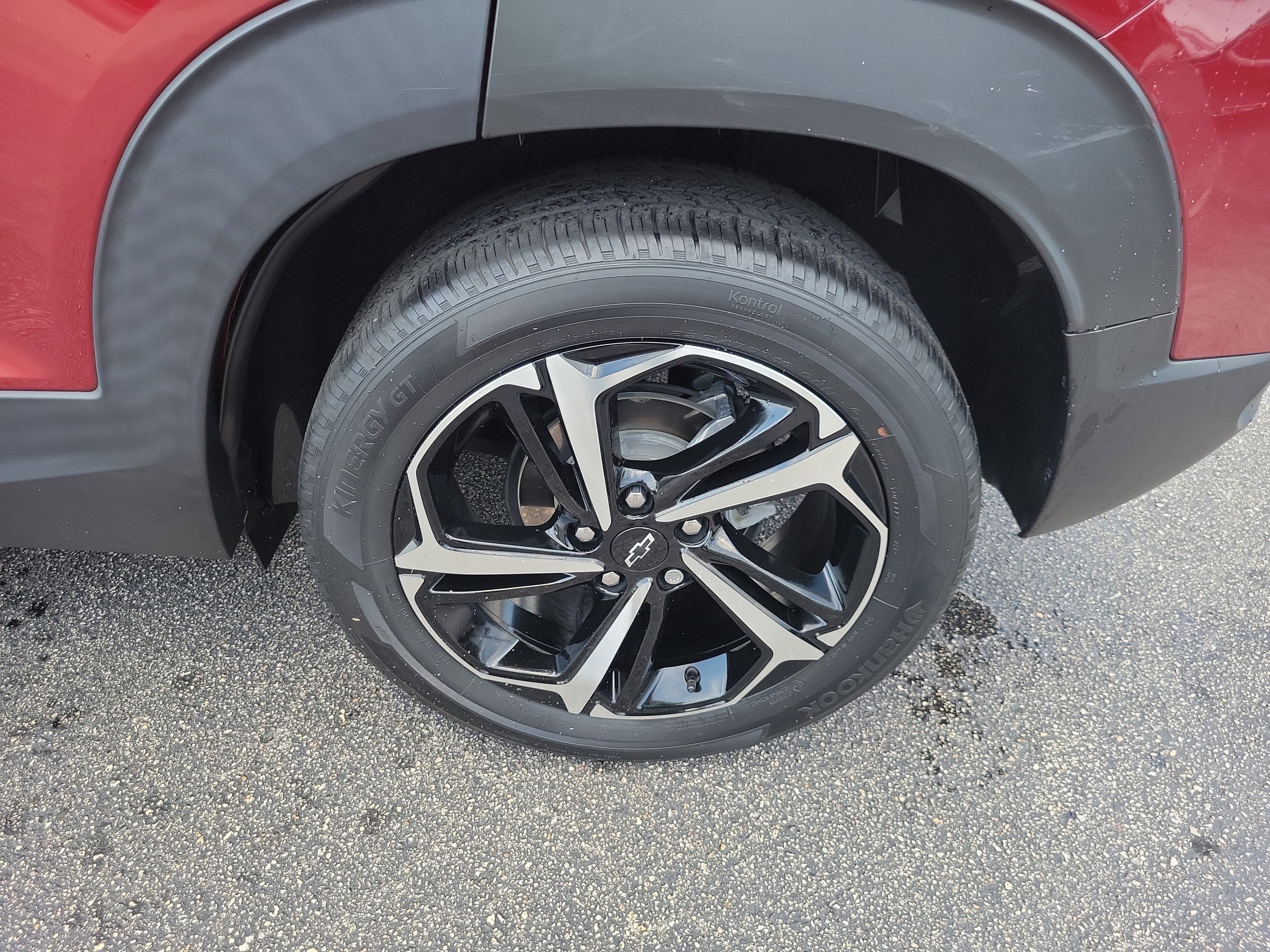 Used 2023 Chevrolet TrailBlazer RS w/ Technology Package image 9