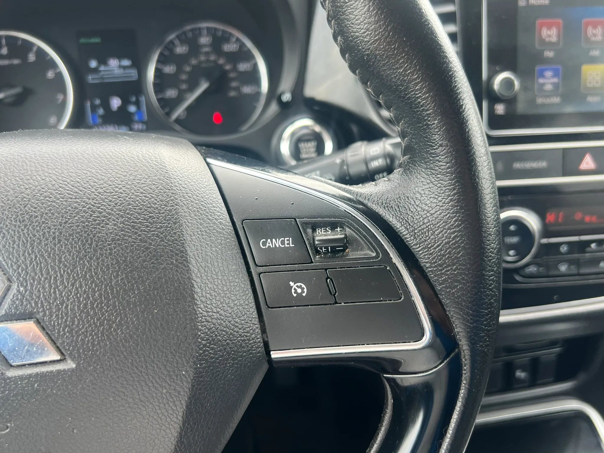 Used 2019 Mitsubishi Outlander SEL image 20