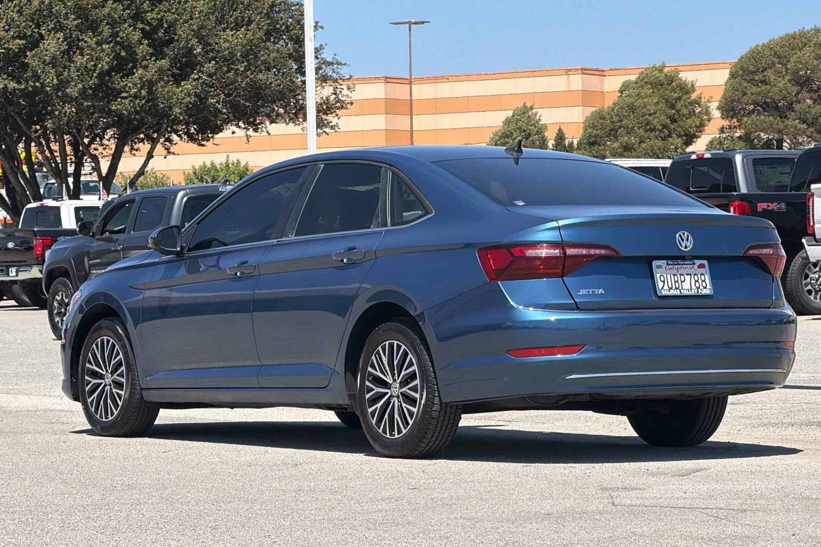 Used 2021 Volkswagen Jetta SE FWD image 6