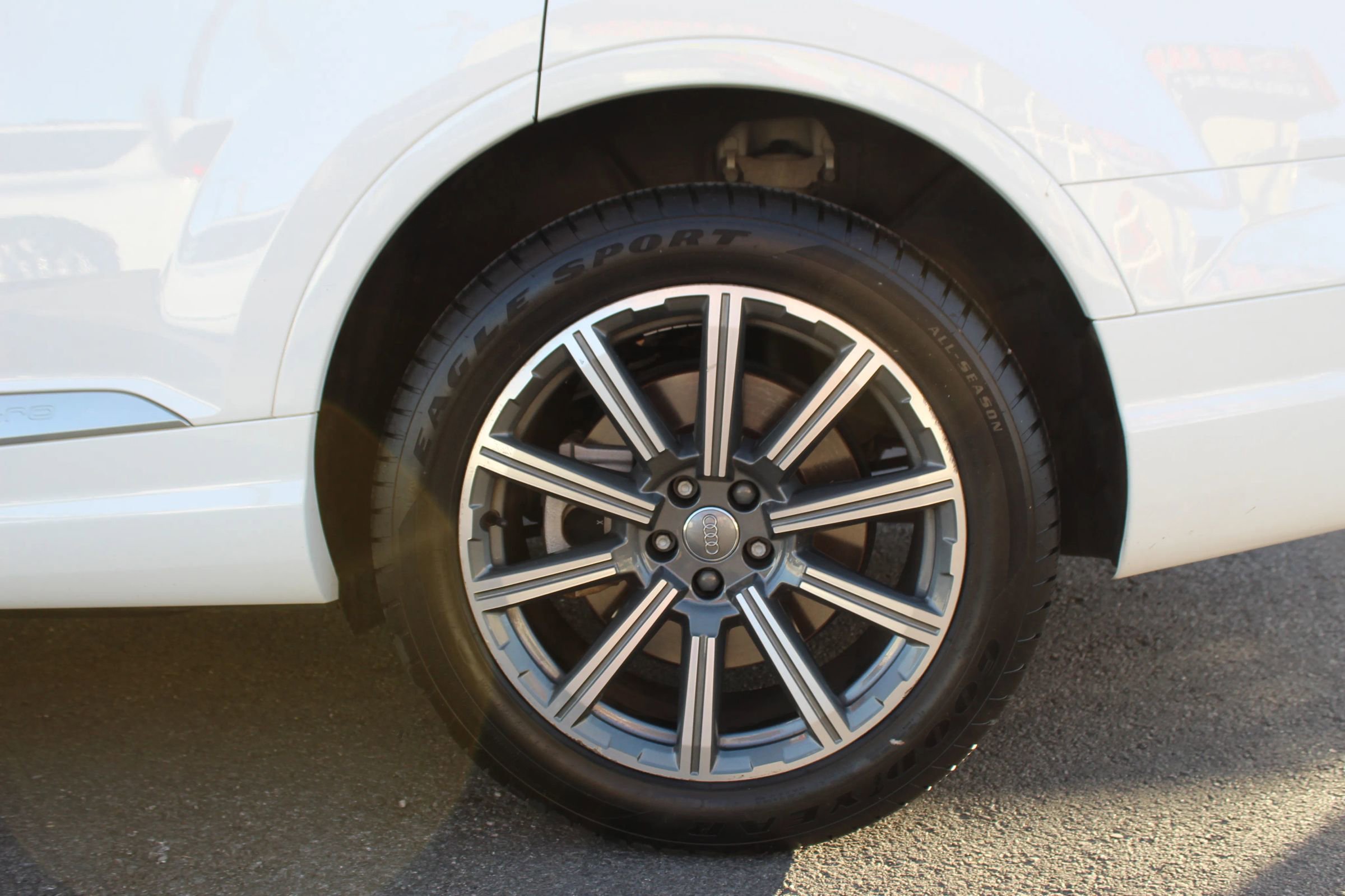 Used 2018 Audi Q7 2.0T Premium AWD/4WD image 27