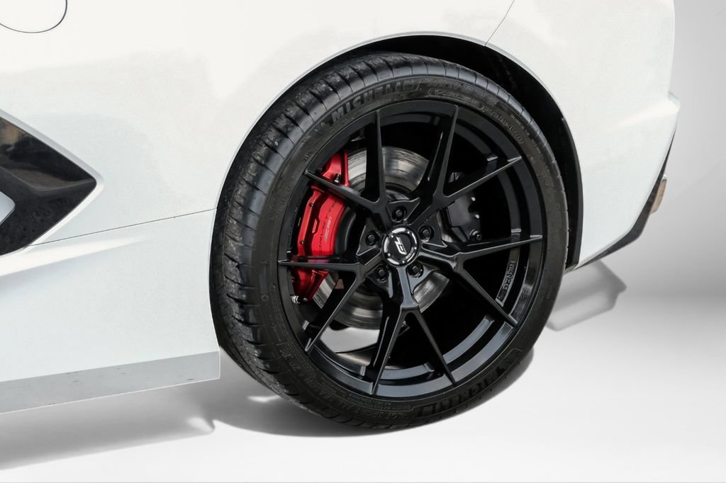 Used 2020 Chevrolet Corvette Stingray Preferred Cpe w/ 2LT Preferred Equipment Group RWD image 50