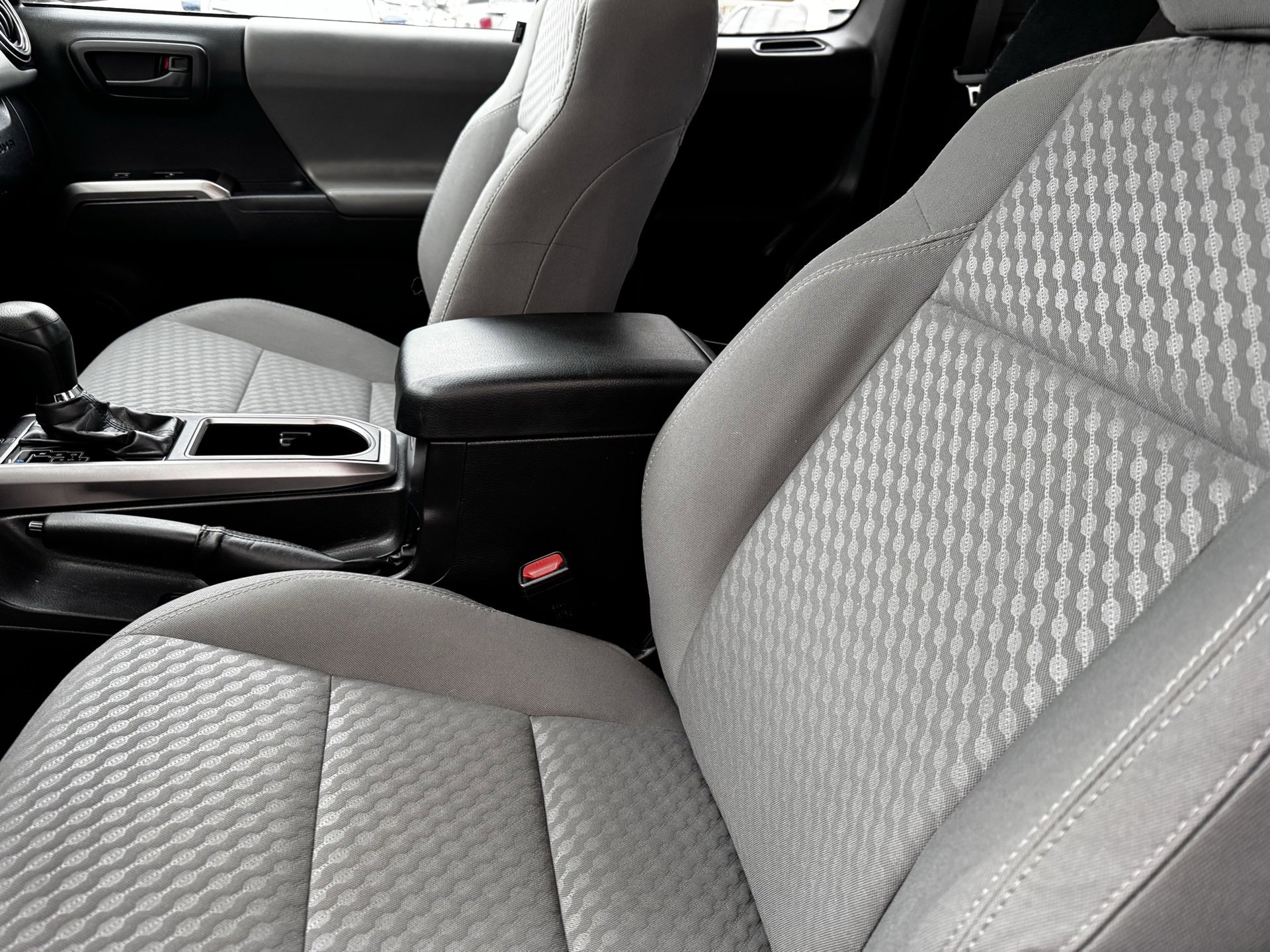 Used 2021 Toyota Tacoma SR5 image 17