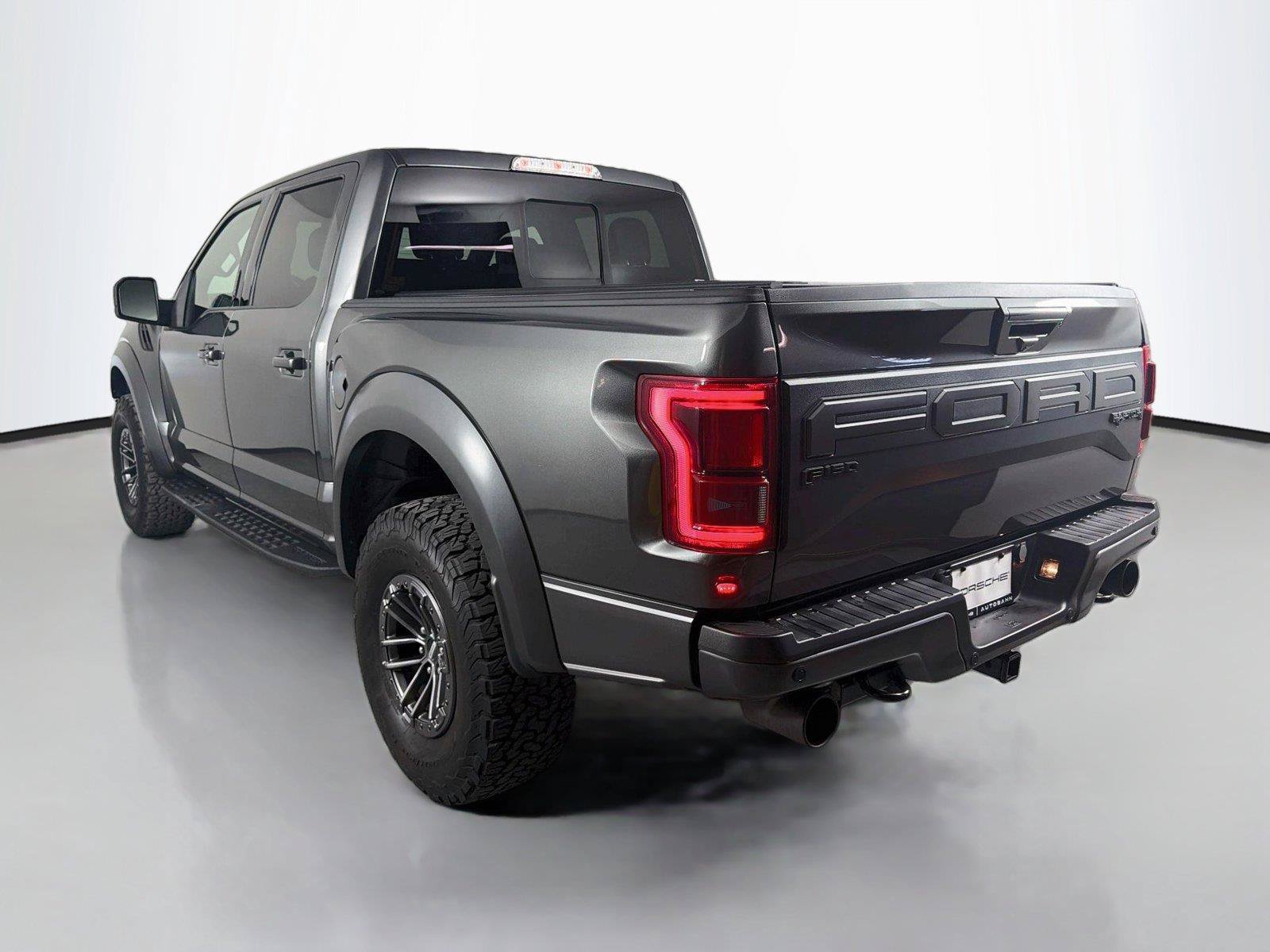 Used 2019 Ford F150 Raptor w/ Equipment Group 802A Luxury AWD/4WD image 3