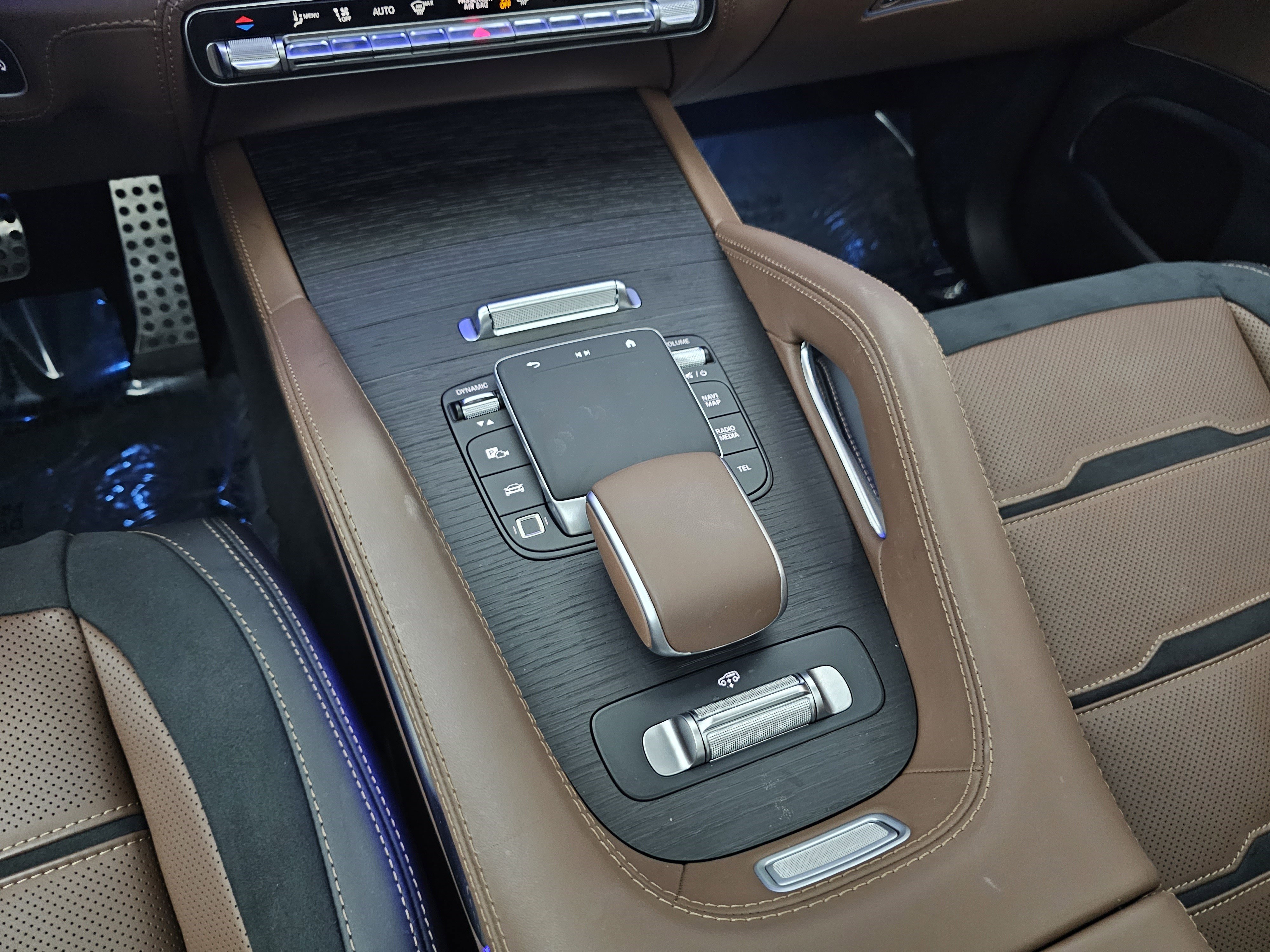 Certified 2025 Mercedes-Benz GLE 53 AMG 4MATIC image 34