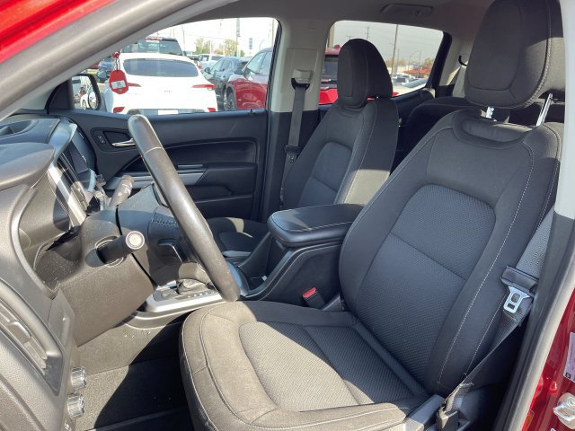 Used 2021 Chevrolet Colorado LT w/ LT Convenience Package AWD/4WD image 11