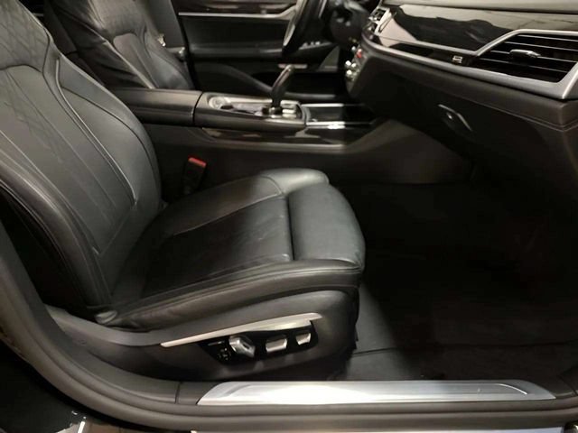 Used 2017 BMW 740i RWD image 82