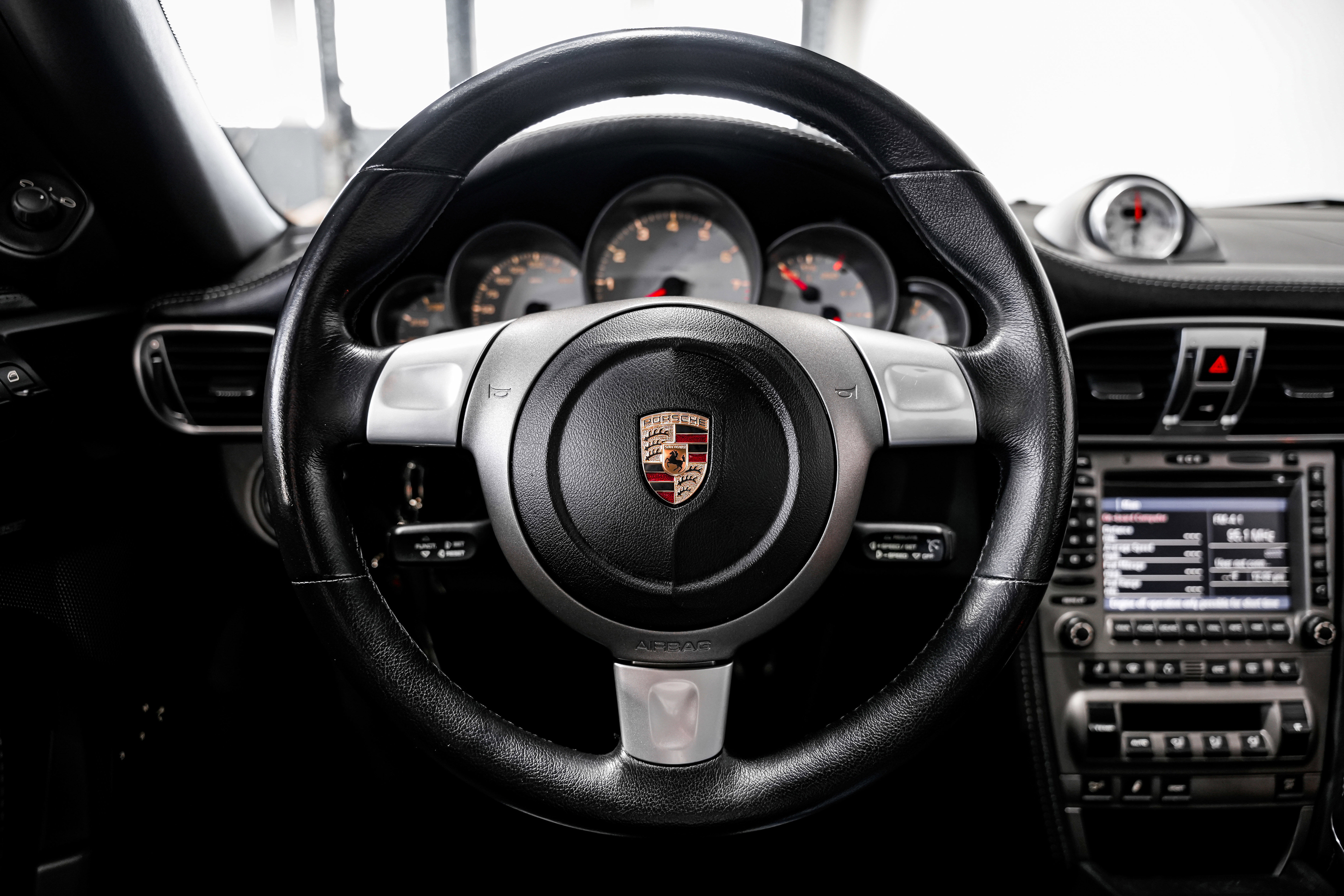 Used 2005 Porsche 911 Carrera S RWD image 10