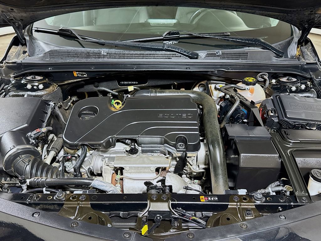 Used 2021 Chevrolet Malibu RS w/ LPO, Floor Liner Package FWD image 25