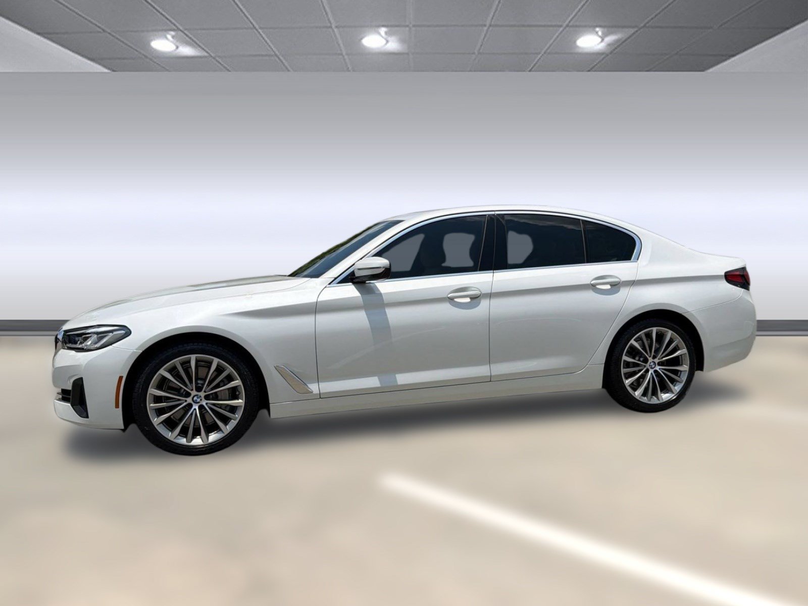 Certified 2023 BMW 530i w/ Premium Package RWD image 2