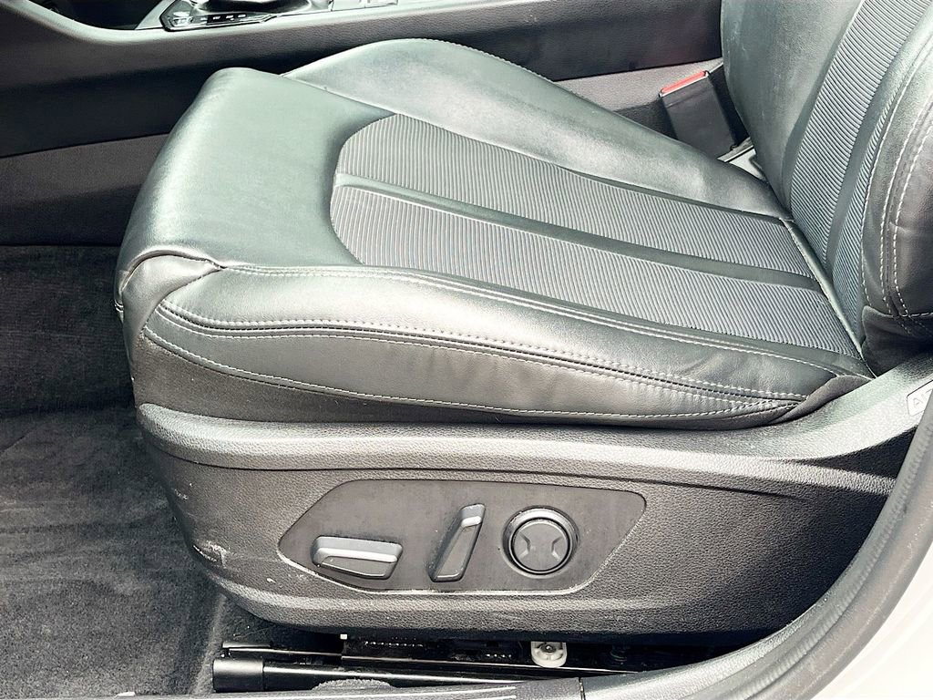 Used 2021 Kia K5 GT-Line w/ GT-Line FWD Premium Package image 19