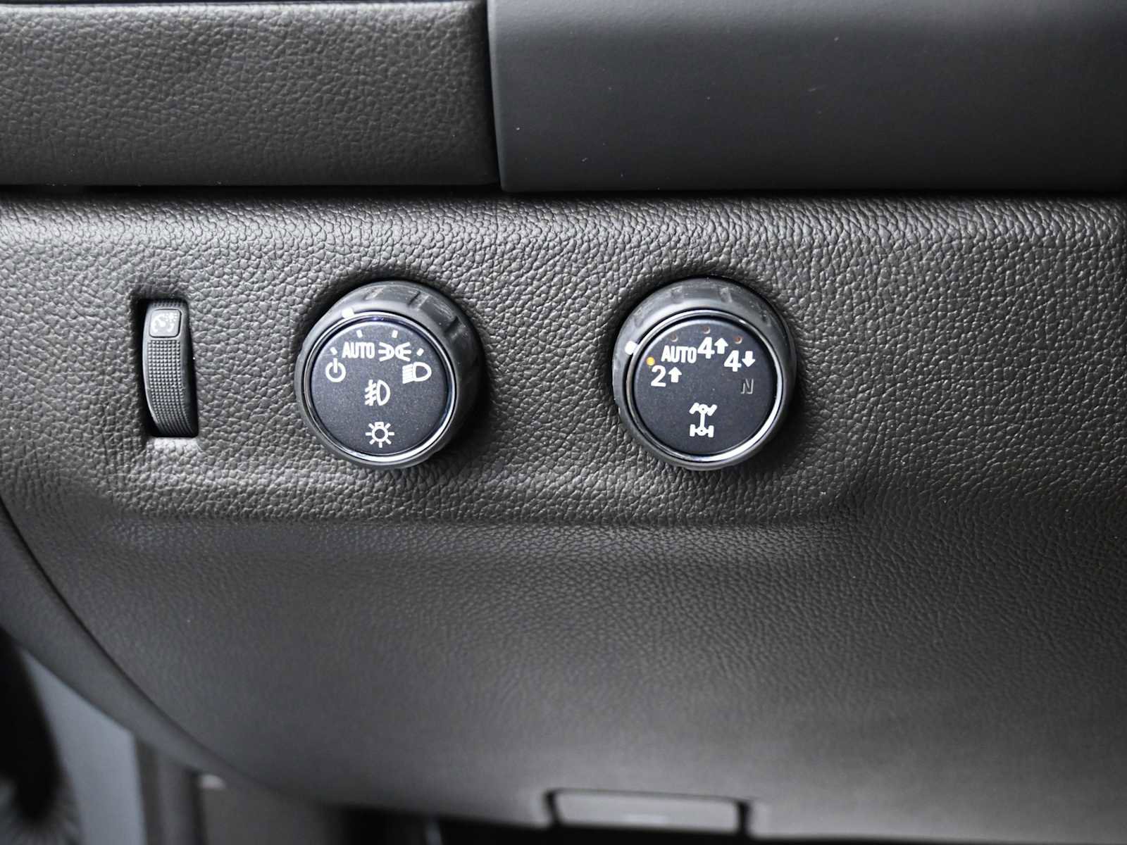 Used 2022 GMC Canyon Denali AWD/4WD image 10