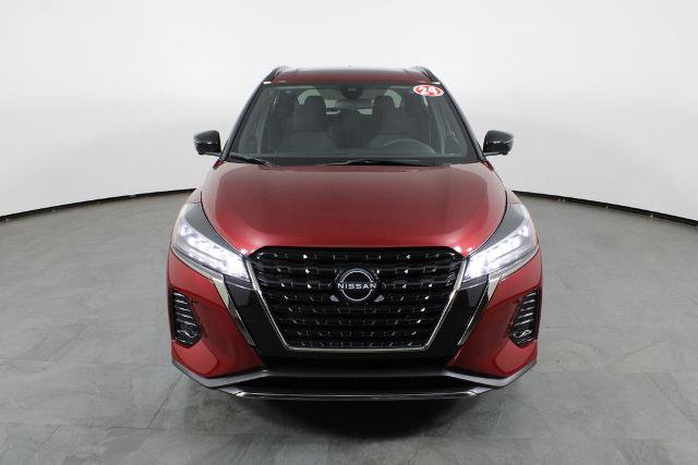 Certified 2024 Nissan Kicks SR FWD image 13