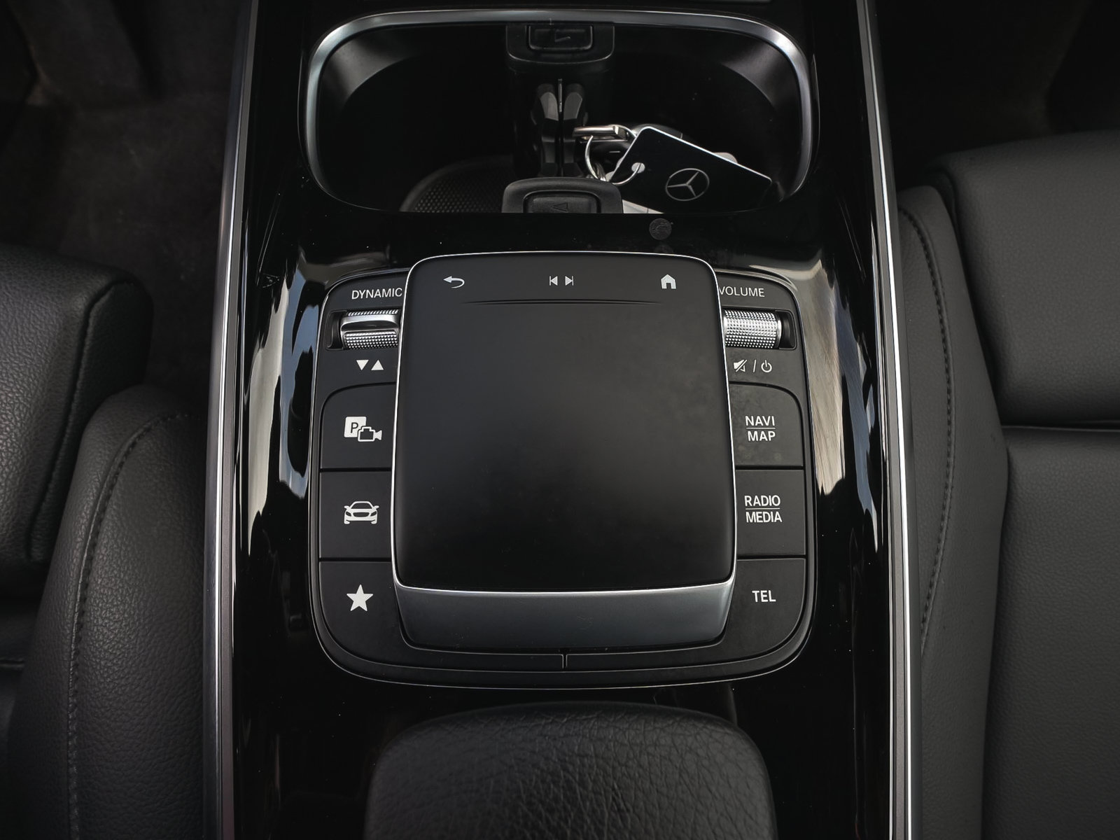 Used 2023 Mercedes-Benz EQB 300 4MATIC w/ Pinnacle Package image 30