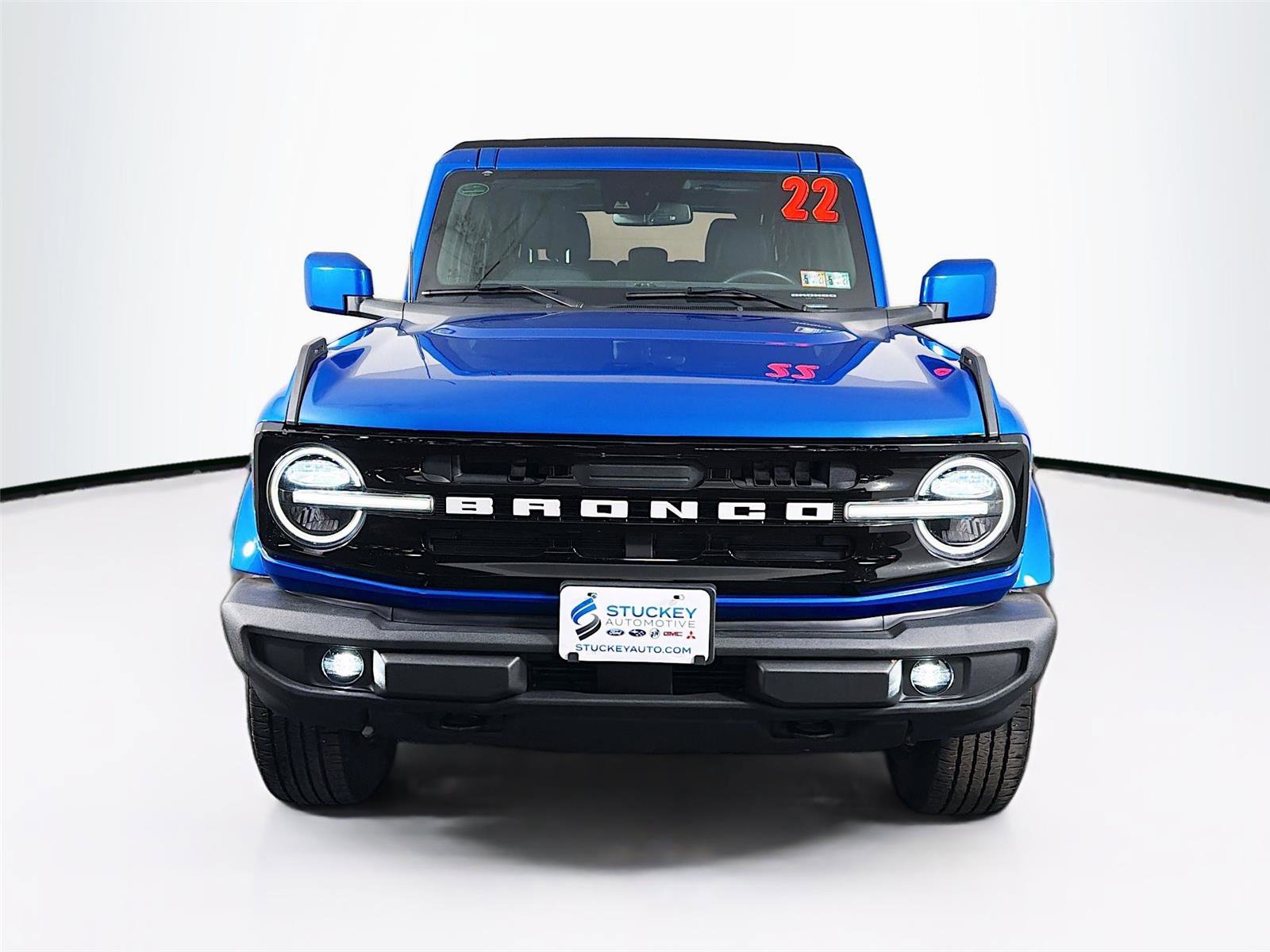 Used 2022 Ford Bronco Outer Banks AWD/4WD image 2