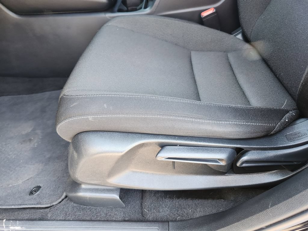 Used 2023 Honda CR-V LX image 14
